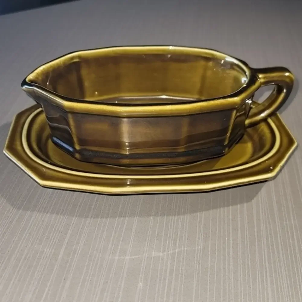 Vintage Pfaltzgraff Heritage‎ Green Gray Boat With Under Plate. Pristine Cond.